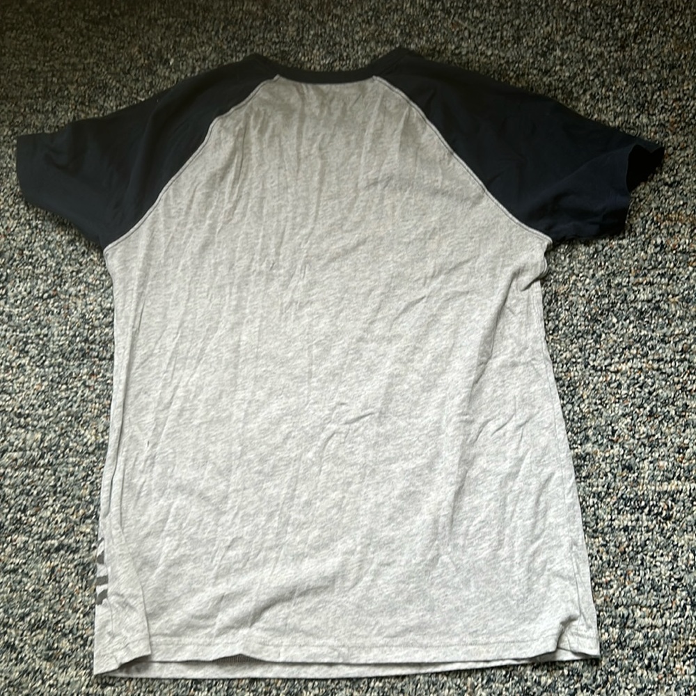 Men’s T-shirt by American Eagke - Picture 4 of 4